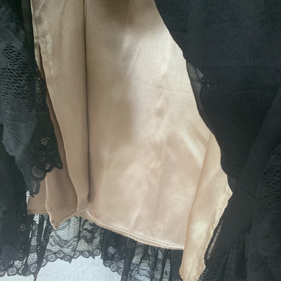 Tristan silk with black lace layers midi skirt - Picture 9 of 9